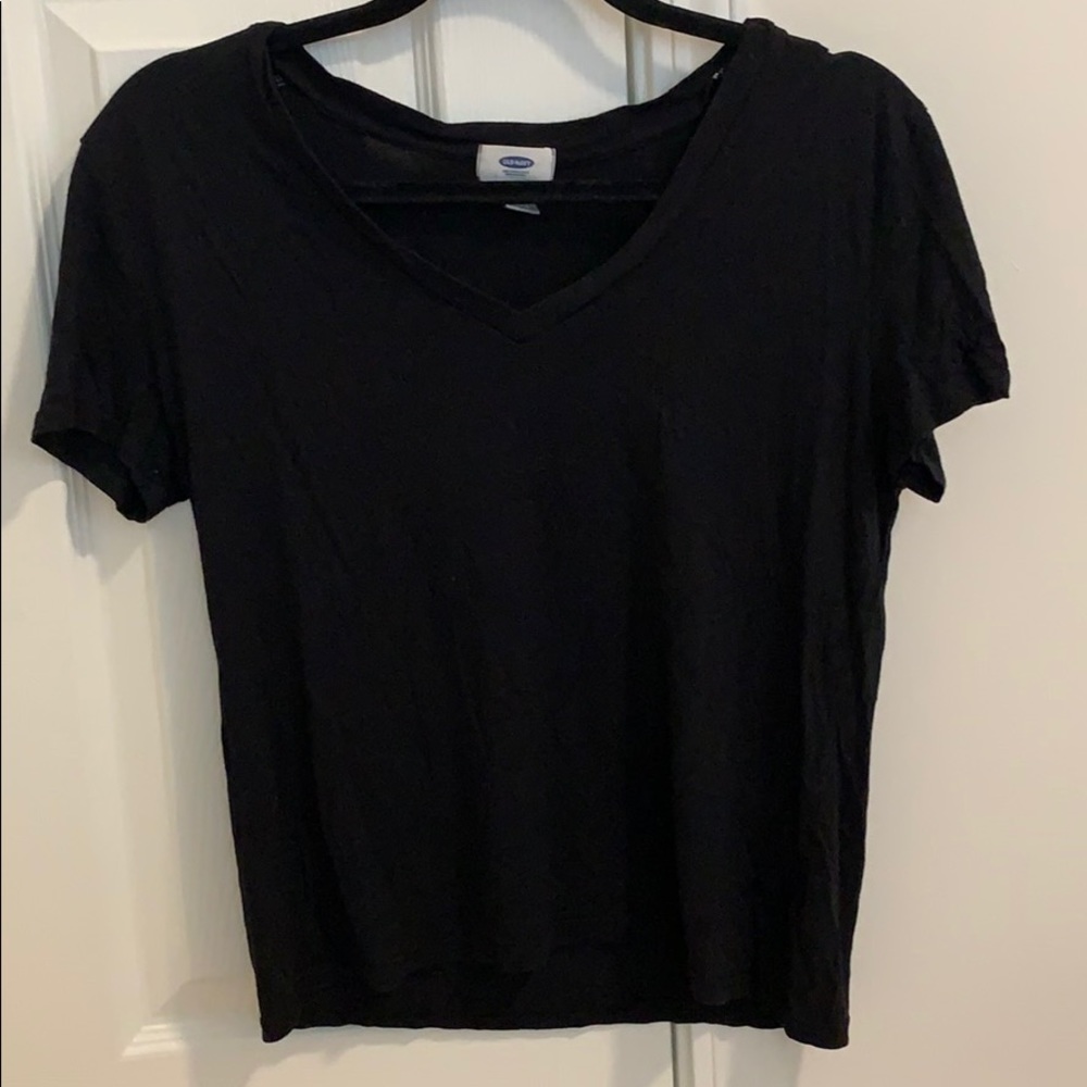 Black v neck tee